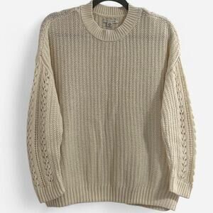 American Eagle Outfitters Chunky Knit Sweater